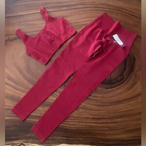 Abs2B Sexy Buttons Seamless Set Wine, High Compression, Scrunch Butt, Small, NWT